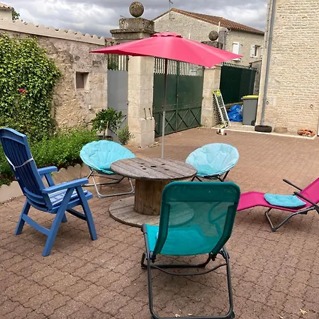 Chambre Chez L'Habitant, Au Moulin Du Bonheur Le Bourdet Buitenkant foto